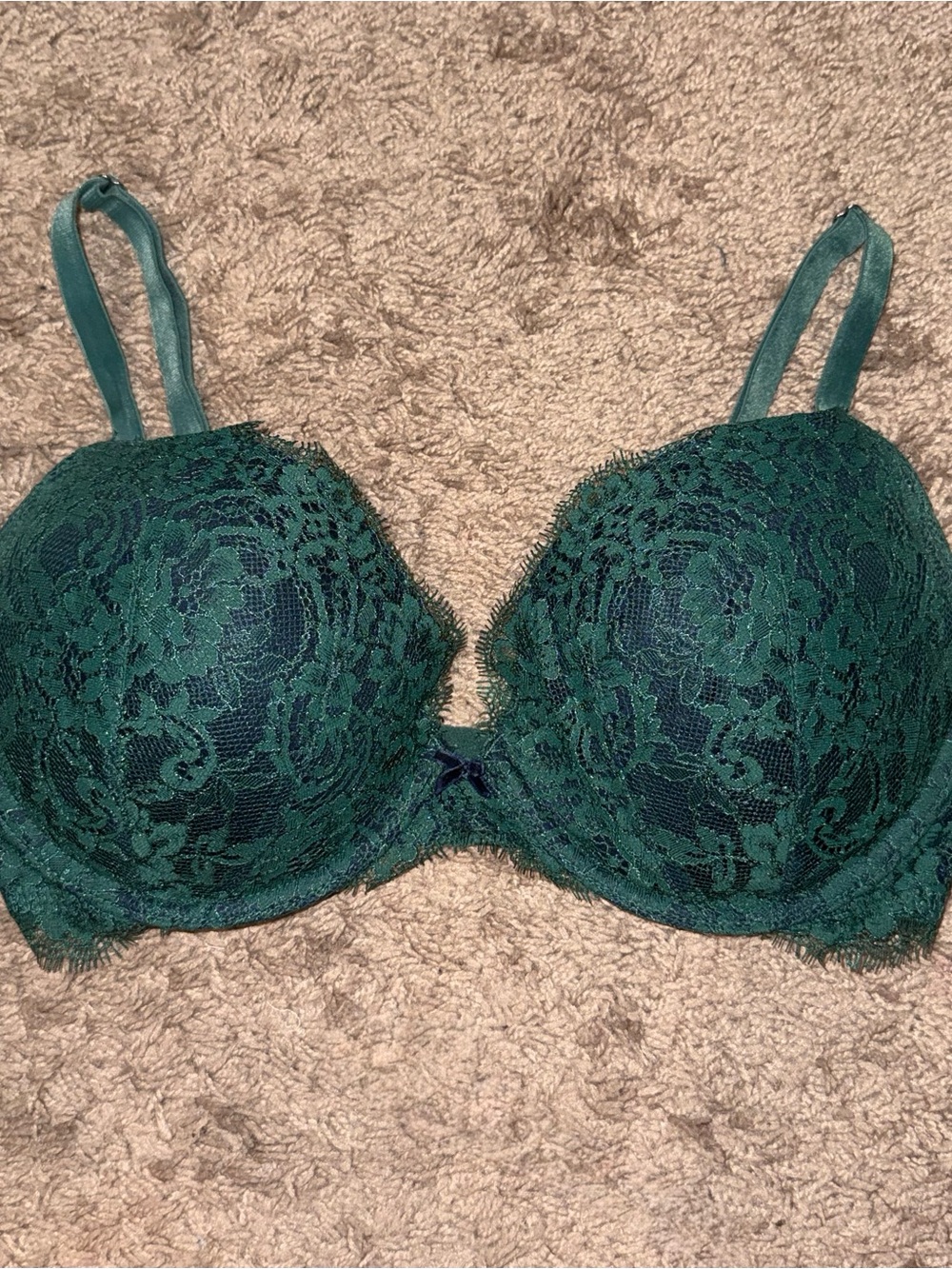 Victoria's Secret Emerald Green Lace Push-Up Bra